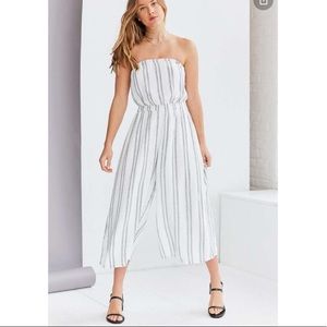 URBAN OUTFITTERS strapless jumpsuit